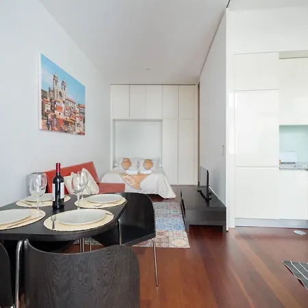 Apartmán Bright Modern Flats With Balcony - City Center
