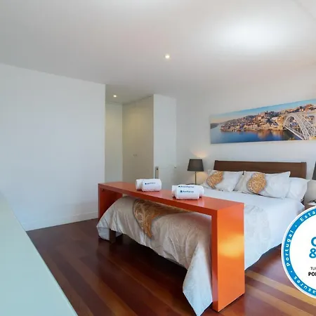 Bright Modern Flats With Balcony - City Center Porto