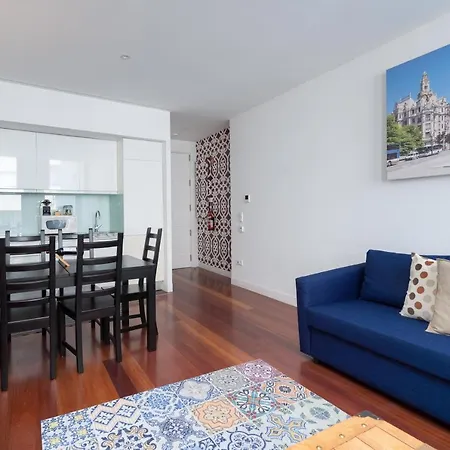 Bright Modern Flats With Balcony - City Center *