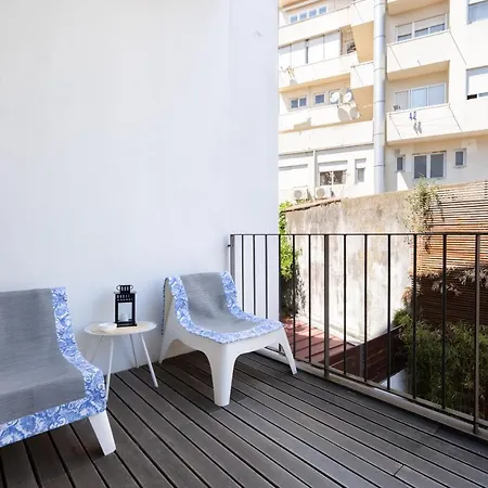 Bright Modern Flats With Balcony - City Center Porto