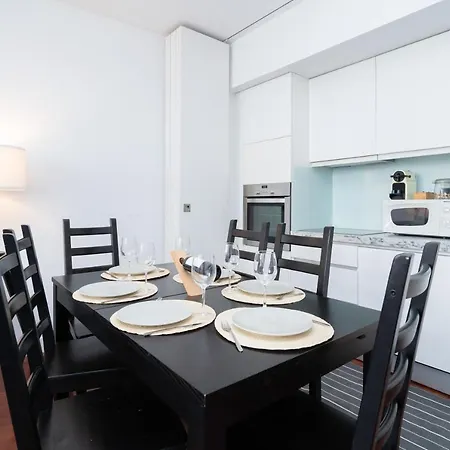 Apartmán Bright Modern Flats With Balcony - City Center *